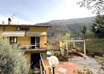 giardino - Villa Via Toscano Magazzini, Prato - foto 11