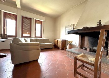 sala - Villa Via Toscano Magazzini, Prato - foto 15