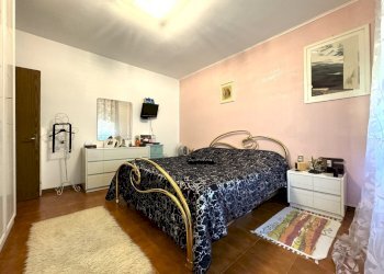 camera da letto - Quadrilocale Via del Bisenzio, Vernio - foto 8