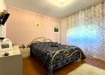 camera da letto - Quadrilocale Via del Bisenzio, Vernio - foto 9