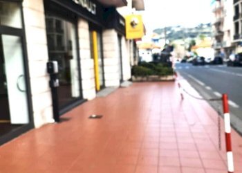 2.jpeg - Locale Commerciale Via Aurelia Ponente 30, Taggia - foto 14