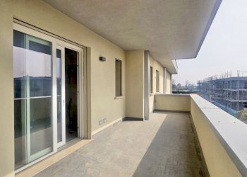 Terrazza Centrale 1.jpg - Four-room apartment Via Donatori di Sangue SNC, Torbole Casaglia - photo 4