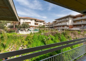 Via Vampolieri 42 (35).jpg - Two-room apartment Via Vampolieri 42, Aci Castello - photo 28