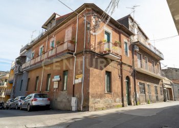 Copia di Via del Santuario 56 Valverde (1).jpg - Appartamento Via del Santuario 56, Valverde - foto 1