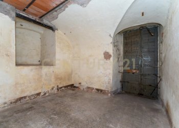 Bottega Manganelli (30).jpg - Locale Commerciale Piazza Manganelli 15, Catania - foto 11