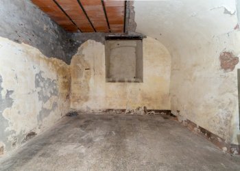 Bottega Manganelli (29).jpg - Locale Commerciale Piazza Manganelli 15, Catania - foto 19