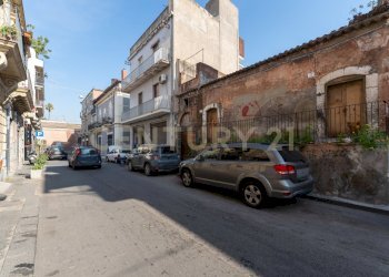 Via Ittar 24 (1).jpg - Villa Via Ittar 24, Catania - foto 1