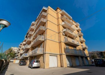 Via Novaluce 48 ct (5).jpg - Quadrilocale Via Novaluce 48, Tremestieri Etneo - foto 4