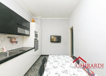 2.5 CUCINA.jpg - Appartamento Via Jacopo Bonfadio 10, Genova (zona Sestri Ponente) - foto 13