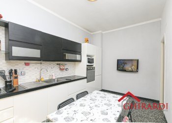 2.6 CUCINA.jpg - Appartamento Via Jacopo Bonfadio 10, Genova (zona Sestri Ponente) - foto 14