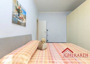 3.4 CAMERA 1.jpg - Appartamento Via Jacopo Bonfadio 10, Genova (zona Sestri Ponente) - foto 19