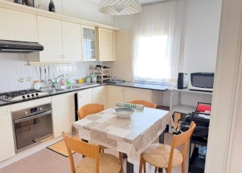 93dde0e9-ea8b-4568-b0ea-49568da66940.jpg - Trilocale Aulla - foto 3