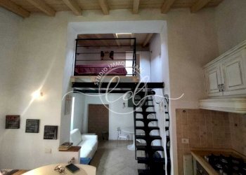 PHOTO-2026-03-05-16-22-29 3.jpg - Porzione di casa Camaiore - foto 7