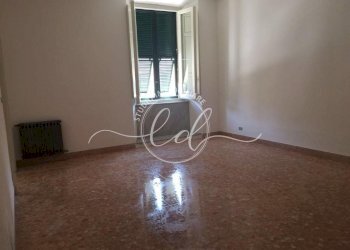 PHOTO-2026-03-05-19-37-49 4.jpg - Appartamento Carrara - foto 18