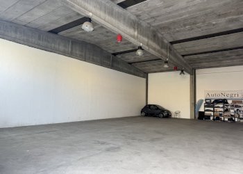 IMG_9893.jpeg - Capannone Via Felice Cavallotti 62, Lodi - foto 5