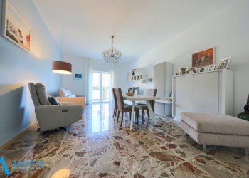 salone - Trilocale Via Istria 30, Taranto - foto 7