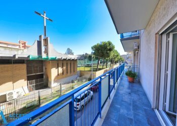 balcone - Trilocale Via Istria 30, Taranto - foto 22