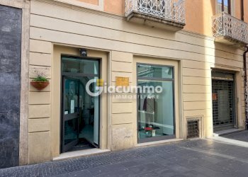 loc-com20.jpg - Locale Commerciale Via Pretoria 117, Potenza - foto 3