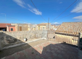 IMG_9802.jpg - Independent house Via Costa 22, Adrano - photo 23