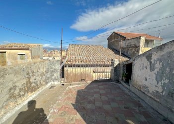 IMG_9801.jpg - Independent house Via Costa 22, Adrano - photo 24