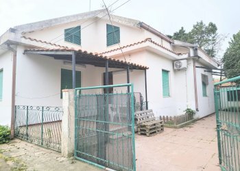 Villa Via Campanella N. 3 ortoliuzzo, Messina, Messina - foto 1