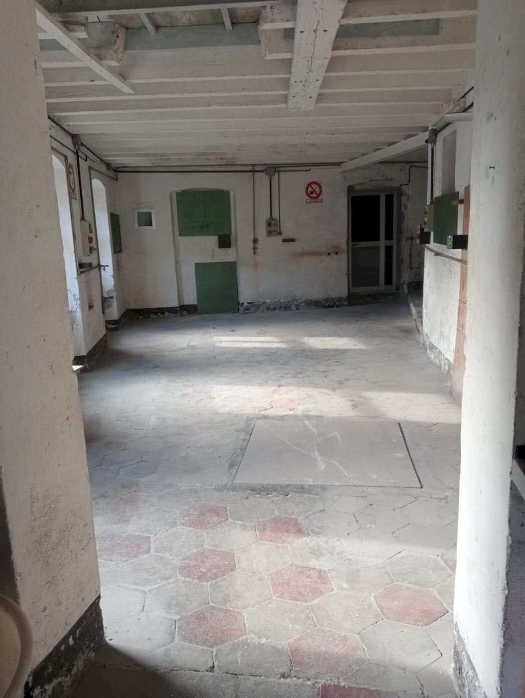 Laboratorio via L.Assarino, Genova (zona Pegli) - foto 2