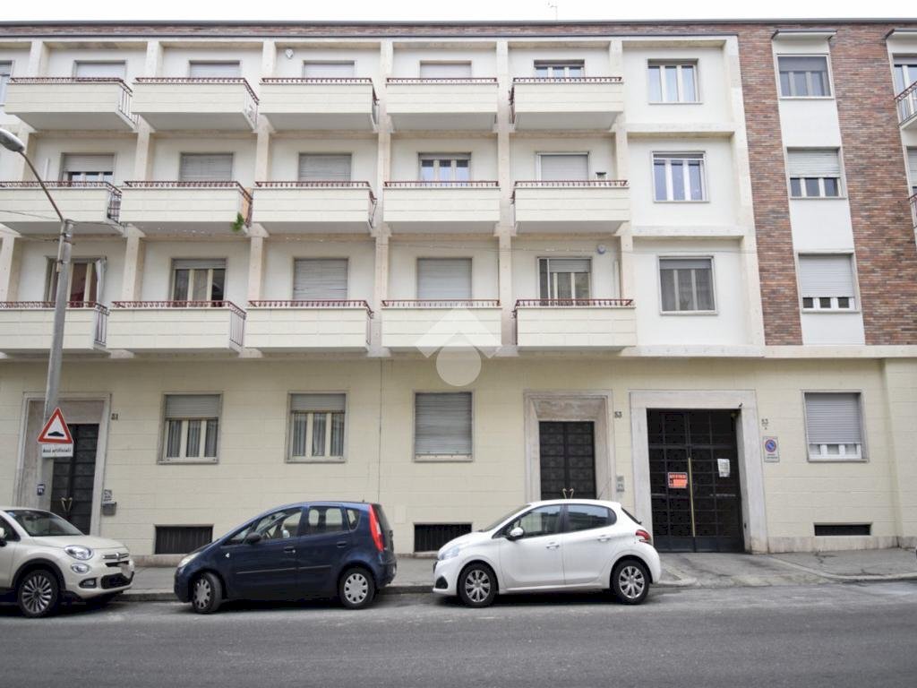 Box Via Cecco Angiolieri, Torino (zona Madonna del Pilone) - foto 1