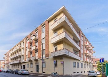 Box Via Cecco Angiolieri, Torino (zona Madonna del Pilone) - foto 4