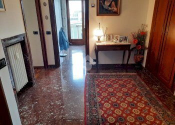 Trilocale Via Nizza, Torino (zona Nizza Millefonti) - foto 1