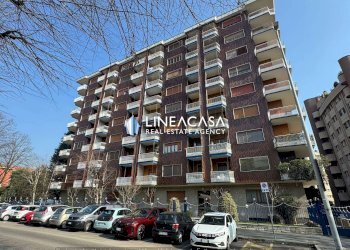 Three-room apartment via Verdi 1, Corsico - photo 1