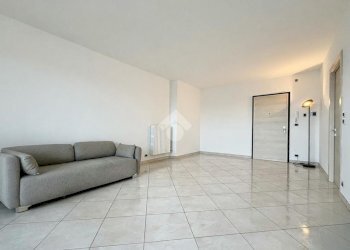 Trilocale Via Tirreno, Torino (zona Mirafiori Nord) - foto 3