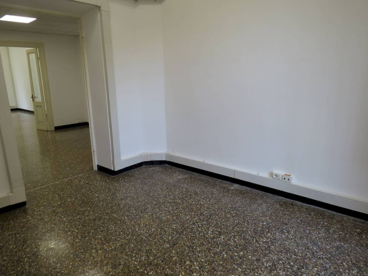 Ufficio Via alla Stazione per Casella, 18, Genova (zona Castelletto) - foto 3