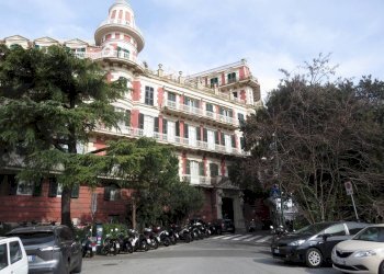 Office Via alla Stazione per Casella, 18, Genova (neighborhood Castelletto) - photo 1