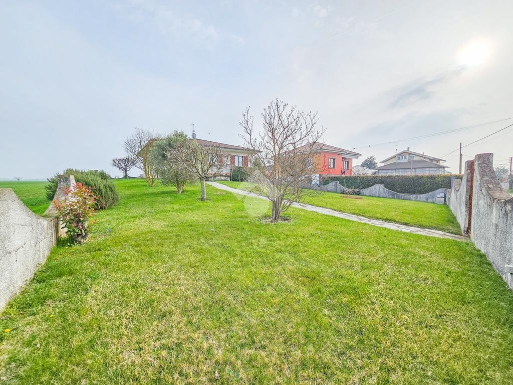 Independent house Strada Tortona, Alessandria - photo 3