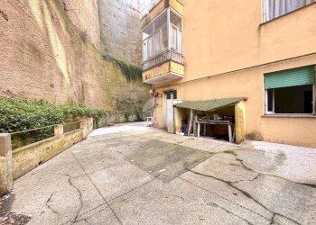 Trilocale Via Giulio Tanini, Genova (zona Borgoratti) - foto 1