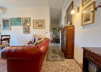 Three-room apartment Via dei Fiori, Opera - photo 24