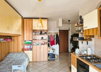 One-room apartment Via anelli, Bernate Ticino - photo 5
