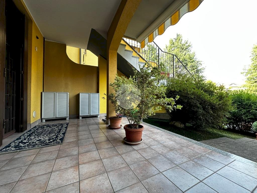 Two-room apartment Via Primo Levi, Bussero - photo 1