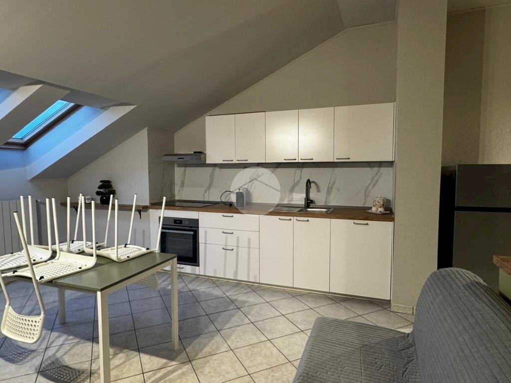 Bilocale Via Carlo Marro, Trinità - foto 1