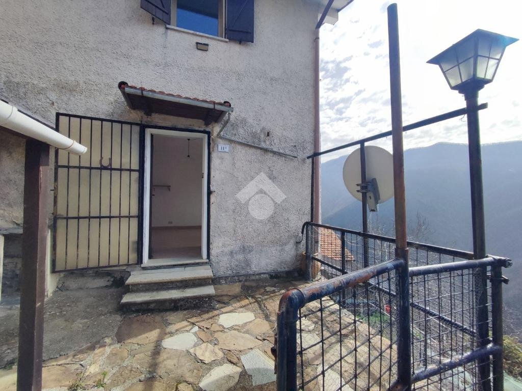 Semi-detached house Località Chiappa, Valbrevenna - photo 3
