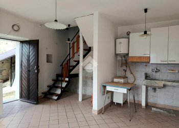 Semi-detached house Località Chiappa, Valbrevenna - photo 11