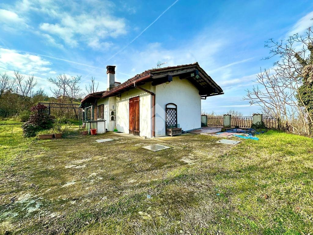 Casa indipendente Str. Bedolla, Tortona - foto 2