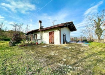 Casa indipendente Str. Bedolla, Tortona - foto 1