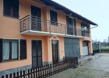 Casa indipendente Frazione Bussi, Villafranca Piemonte - foto 1