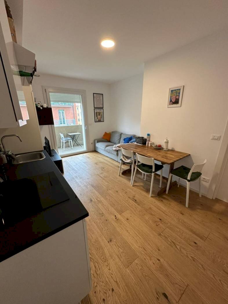 Bilocale Via Alfredo Calzolari, 34, Bologna (zona Bolognina) - foto 1