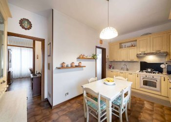 Portion of a house Concorezzo - photo 13