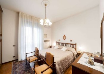 Portion of a house Concorezzo - photo 16