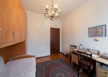 Portion of a house Concorezzo - photo 22