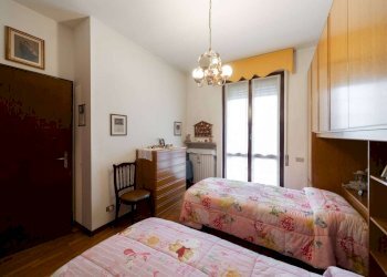 Portion of a house Concorezzo - photo 24