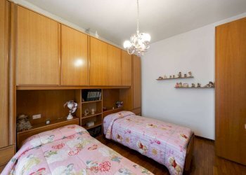 Portion of a house Concorezzo - photo 26